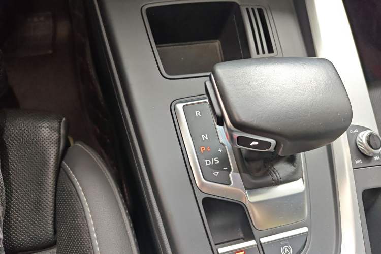 Used Audi A4L 2020 40 TFSI Fashion Dynamic Model