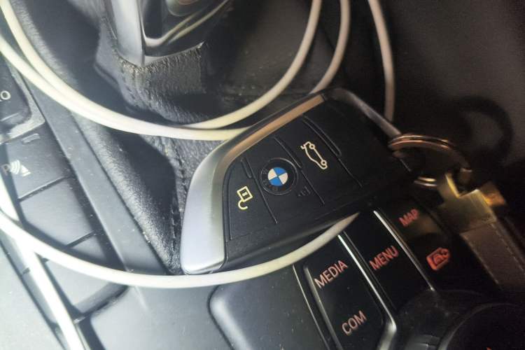 Used BMW X1 2022 sDrive25Li Leading Model Vehicle Key