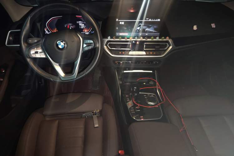 Used BMW 3 Series 2021 320i Sport Package
