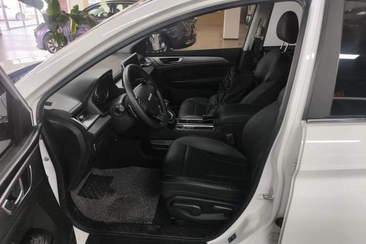 Used Haval M6 2021 PLUS 1.5T DCT Luxury Smart Connectivity Model Left Front Seat