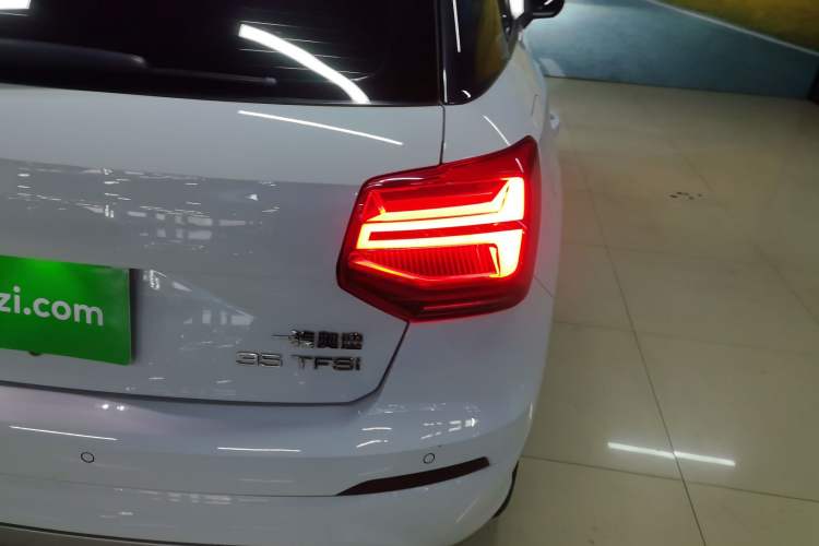 Used Audi Q2L 2018 35 TFSI Fashionable & Elegant Version China VI Emission Standard