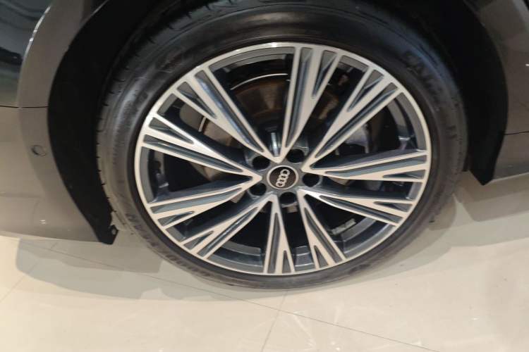 Used Audi A6L 2025 Restyled 45 TFSI quattro Prestige Dynamic Edition
