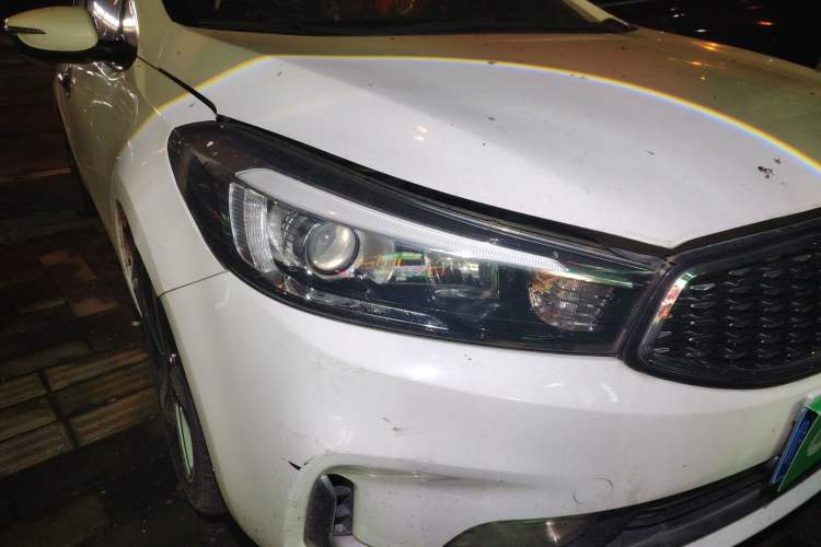 Used Kia K3 2016 1.6L Automatic GLS Right Front Headlight