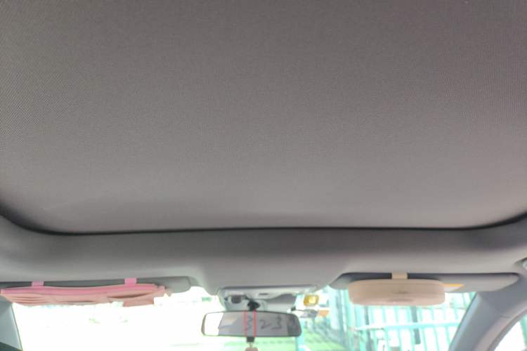 Used Changan UNI-V 2022 1.5T Prestige Version
