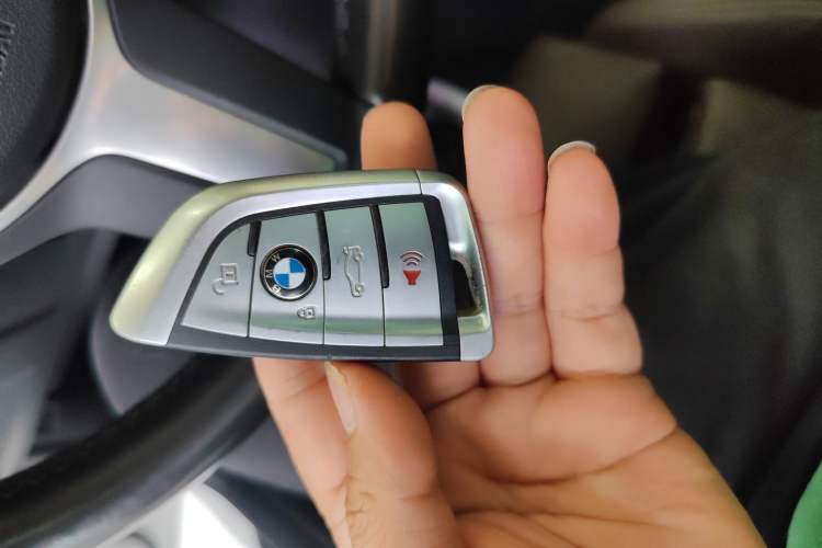 Used BMW 3 Series 2018 320Li Leading Model M Sport Package
