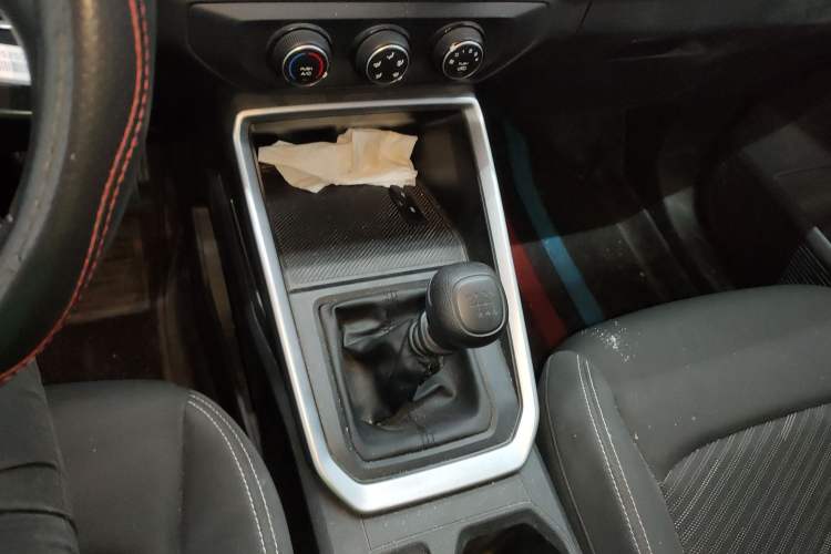 Used Wuling Alvez 2022 1.5L Manual Free-Style Model