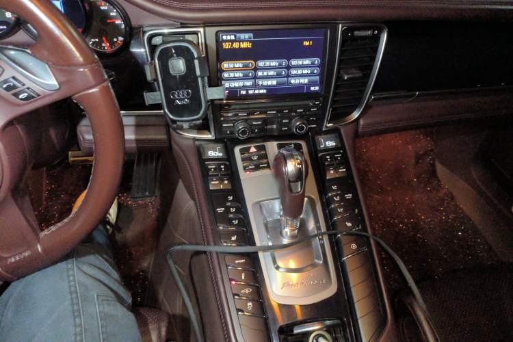 Used Porsche Panamera 2014 Panamera 3.0T Audio And AC Panel