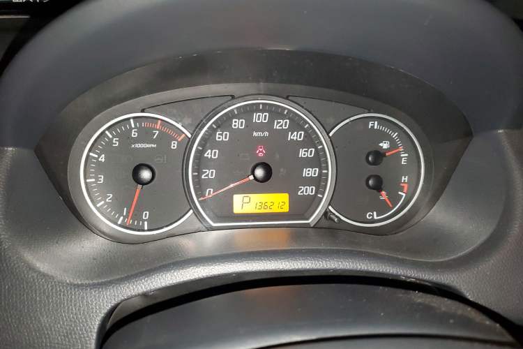 Used Suzuki Swift 2016 1.5L Automatic Fashionable Coolplay Edition
