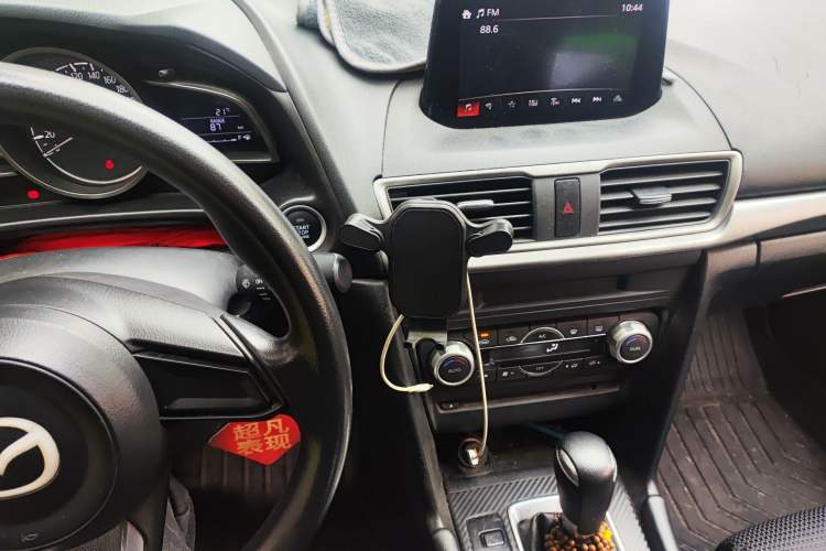 Used Mazda 3 Axela 2017 Sedan 1.5L Automatic Luxury Model Emission Standard China V Audio And AC Panel