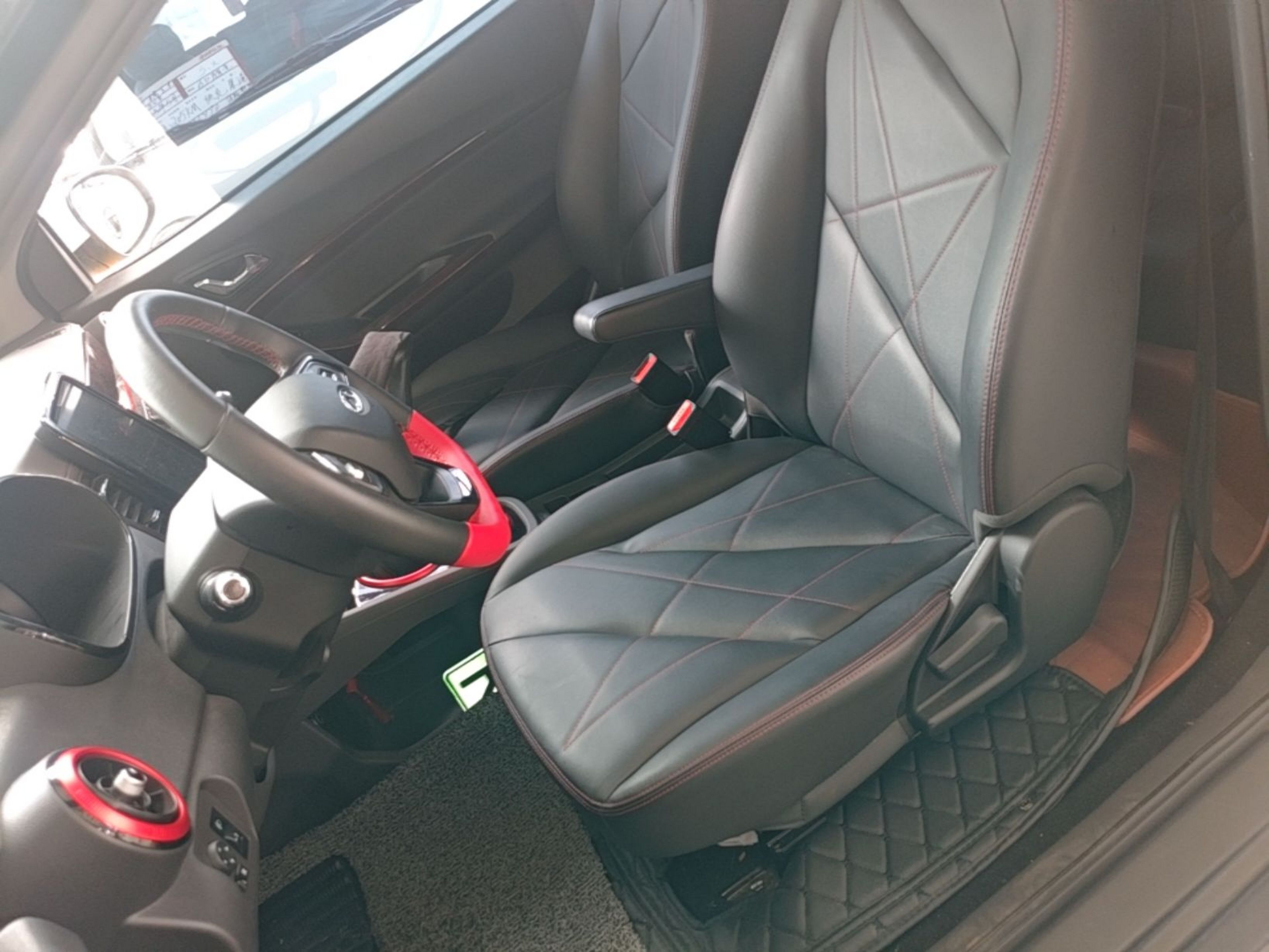 Interior delantero