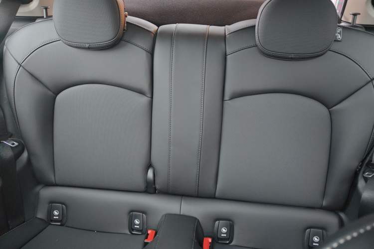 Used MINI MINI 2022 1.5T COOPER Classic Edition