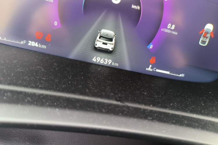 Used Lynk & Co 06 2021 1.5T Shero Pink Special Edition Odometer Close Up