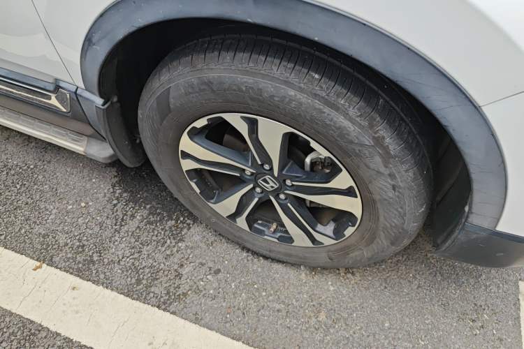 Used Honda CR-V 2017 240TURBO CVT Front-Wheel Drive Fashion Edition