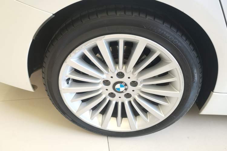 Used BMW 3 Series 2018 320Li Fashion Model
