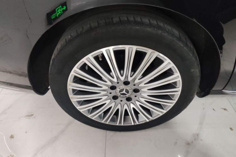 Used Mercedes-Benz E-Class 2021 E 300 L Stylish Model