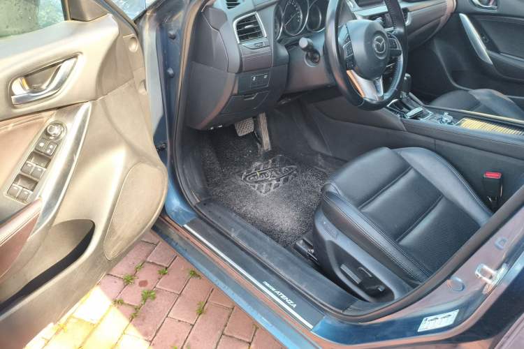 Used Mazda Atenza 2017 2.0L Blue Sky Luxury Edition
