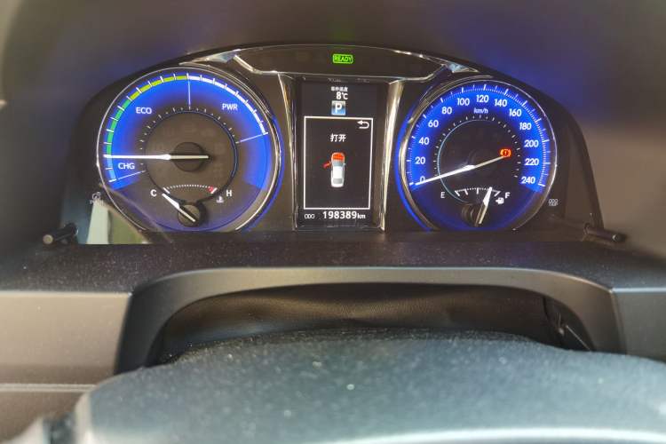 Used Toyota Camry 2015 Dual-Engine 2.5 HG Luxury Navigation Edition