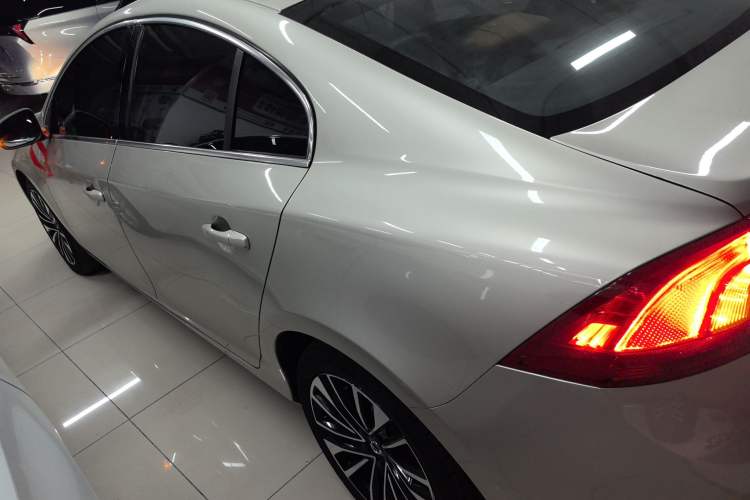 Used Volvo S60 2019 S60L T5 Smart Range Edition