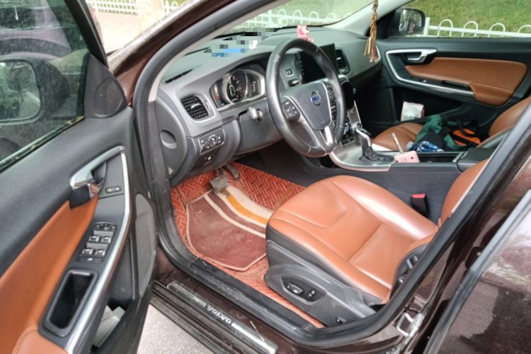 Used Volvo S60 2017 S60L T4 Smart Range Edition
