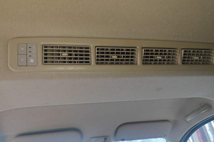 Used Wuling Rongguang V 2016 1.2L Standard Version