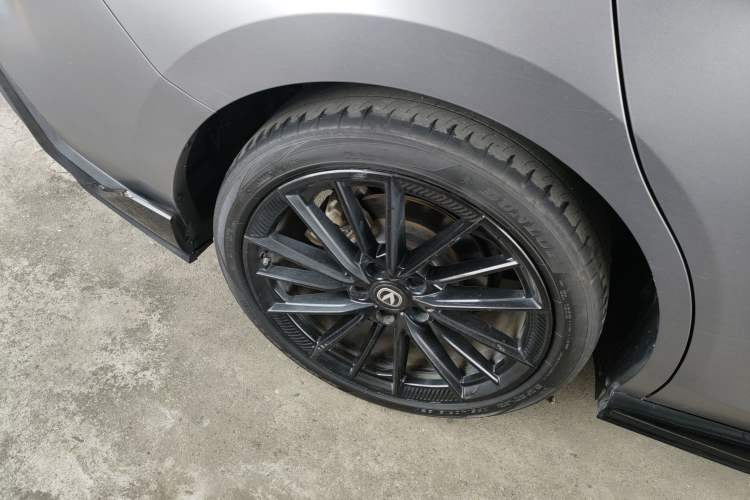 Used CHANGAN UNI-V 2023 2.0T Leading-Speed Edition
