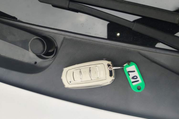 Used Geely Auto Emgrand 2017 Sedan Million Edition 1.5L Manual - Upward Version