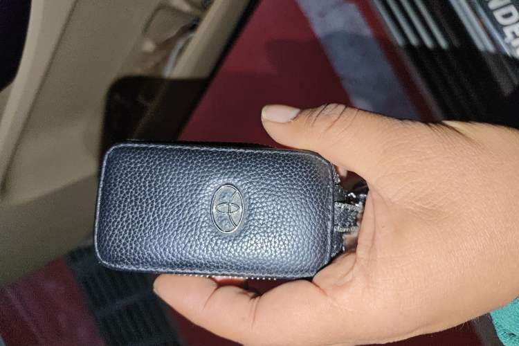 Used Toyota Highlander 2015 2.0T Four-Wheel Drive Luxury Edition 7-Seater
