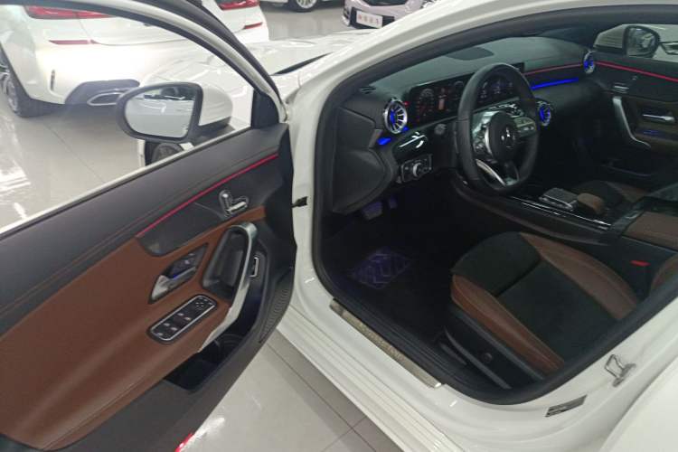 Used Mercedes-Benz A-Class 2022 A 200 L Sport Sedan Fashion Model Driver Seat
