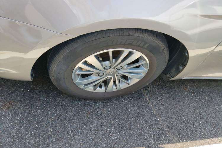 Used Geely Auto Emgrand 2018 1.5L CVT Luxury Model Left Front Wheel Hub