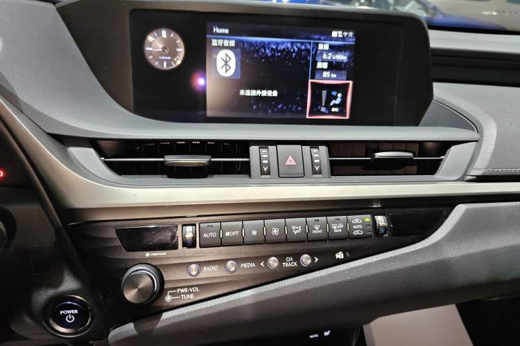 Used Lexus ES 2020 300h Premier Edition