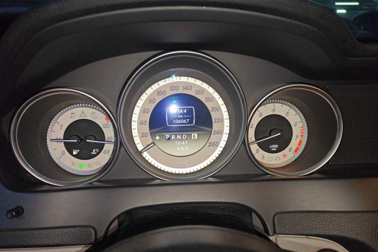 Used Mercedes-Benz C-Class 2010 C 200K Standard Model Instrument Cluster