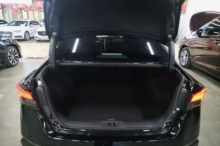 Used Nissan Teana 2022 2.0L XL-TLS Enjoyment Edition