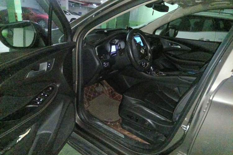 Used Buick Envision 2015 20T Two-Wheel-Drive Elite Model Driver Seat