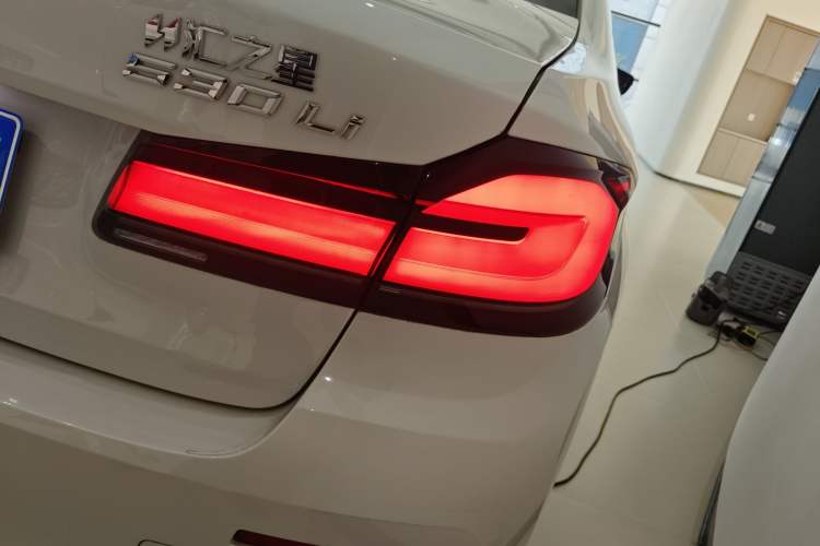 Used BMW 5 Series 2023 530Li Leading Edition Luxury Package