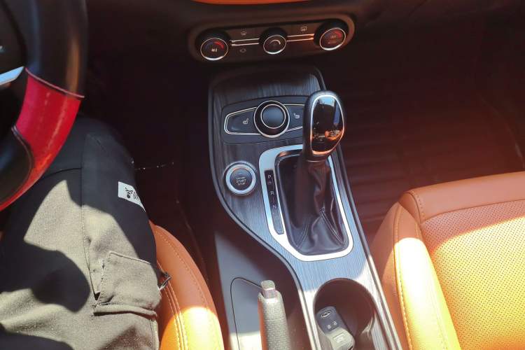 Used Chery Tiggo 7 2016 2.0L CVT YAOZHEN Edition