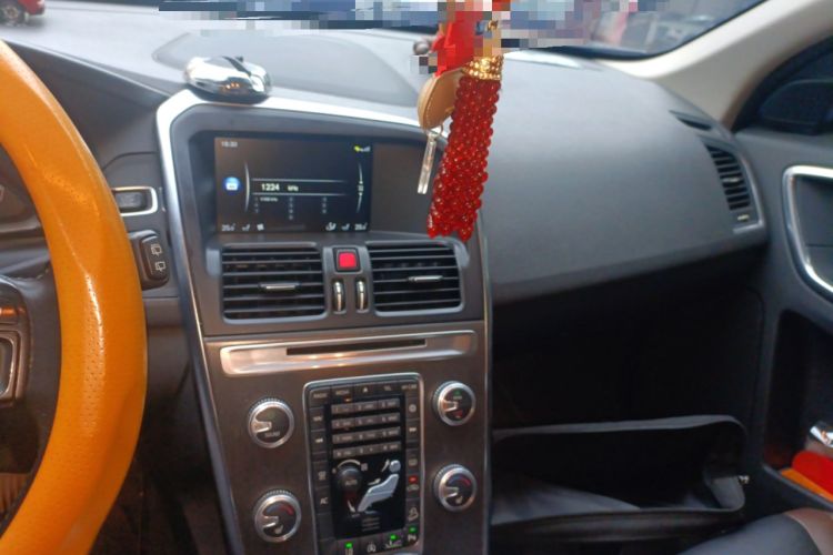 Used Volvo XC60 2015 T5 AWD Zhiyuan Edition
