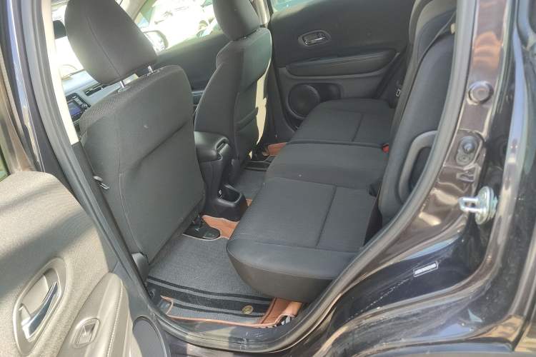 Used Honda Vezel 2017 1.5L CVT 2WD Comfort Model
