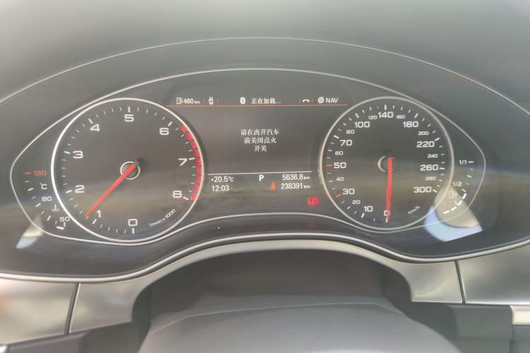 Used Audi A6L 2014 TFSI Standard Model Odometer Close Up