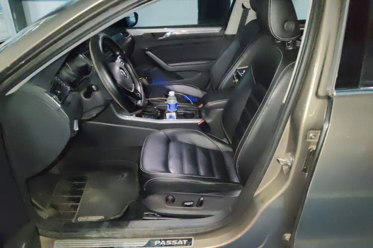 Used Volkswagen Passat 2017 330TSI DSG Luxury Edition