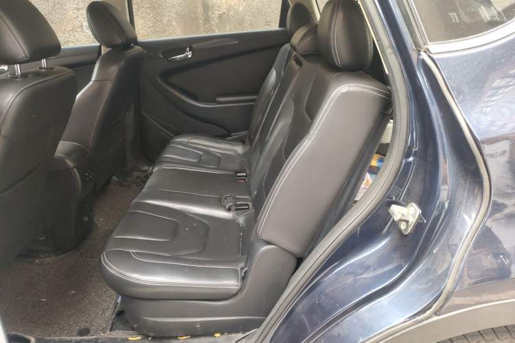 Used Dongfeng Fengon 580 2016 1.5T Manual Luxury Edition