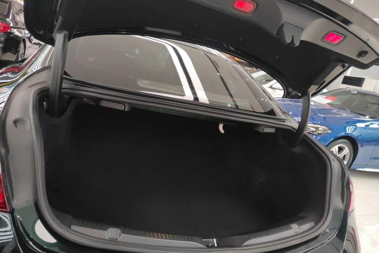 Used Mercedes-Benz E-Class 2021 E 300 Coupe
