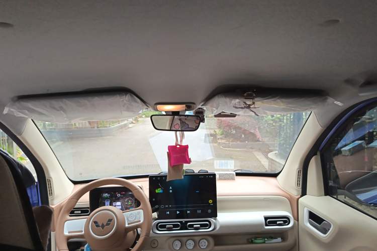 Used Wuling Hongguang MINIEV 2024 3rd Generation 215km Youth Edition
