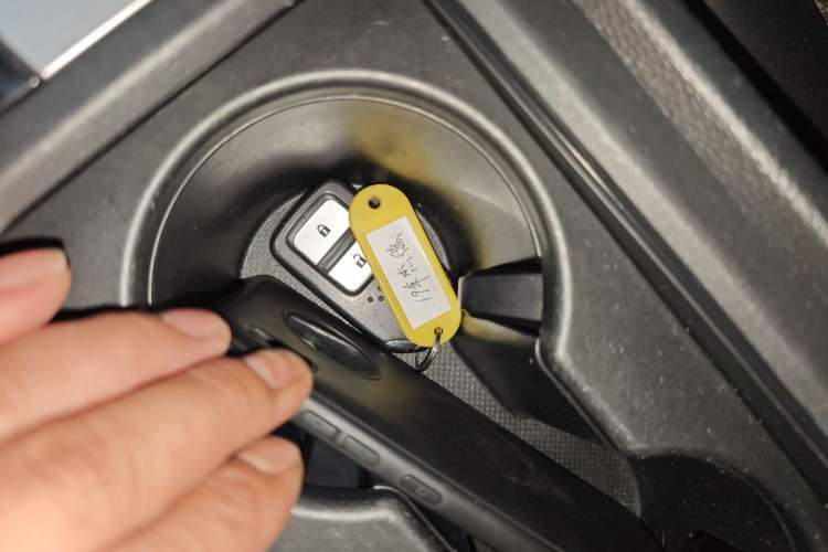 Used Honda Jade 2017 1.8L automatic Comfort version 5 seats