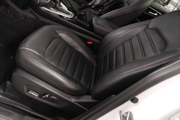 Used Ford Edge 2018 EcoBoost 245 Two-Wheel-Drive Titanium 7-Seater China V Standard