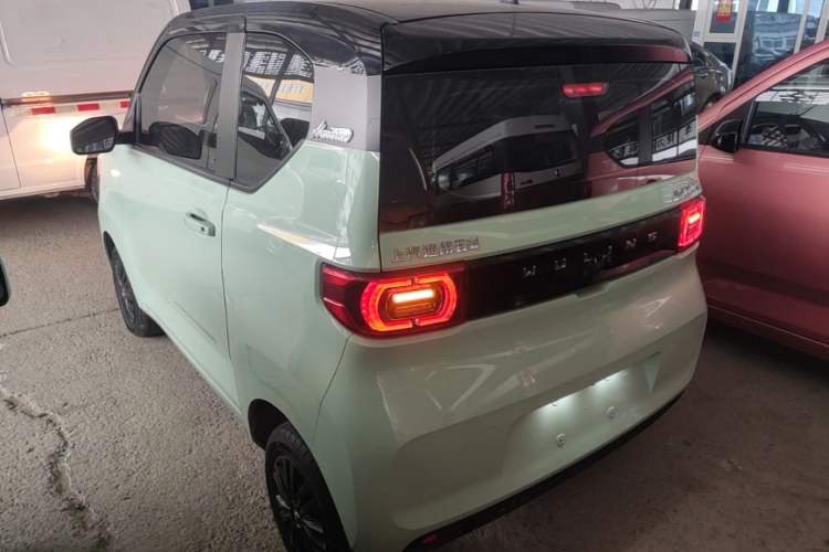 Used Wuling Hongguang MINIEV 2021 Macaron Fashion Model Lithium Iron Phosphate