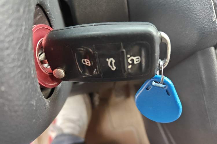 Used Volkswagen Polo 2011 1.6L Automatic ZhiShang Version
