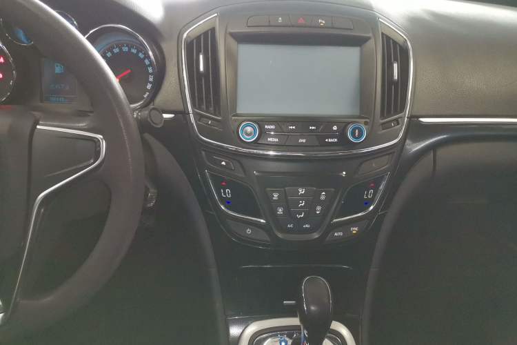 Used Buick Regal 2015 1.6T Leading Technology Model
