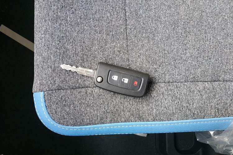 Used Foton Intelligent Blue Elf E7 2024 All-Electric Van Flat Roof 2 Seats EVE Energy 41.86 kWh
