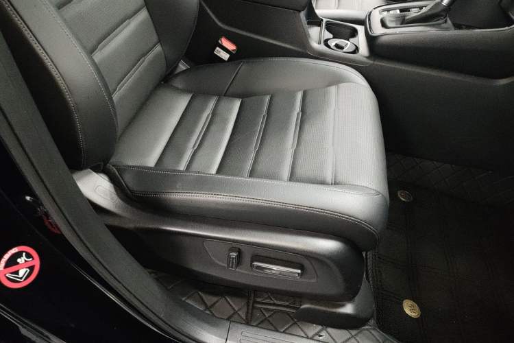 Used Honda CR-V 2024 240TURBO Two-Wheel-Drive FENGSHANG Edition 5 Seats Right Front Seat