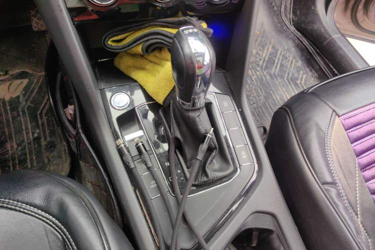 Used Volkswagen Tharu 2019 280TSI Two-Wheel Drive Comfort Edition China VI Standard Gear Lever